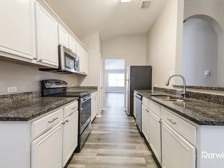 6008 Sugarleaf Ln — Photo 5