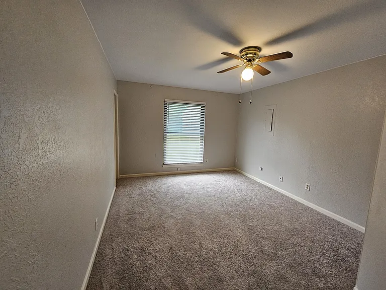 3607 Biscay Dr — Photo 11