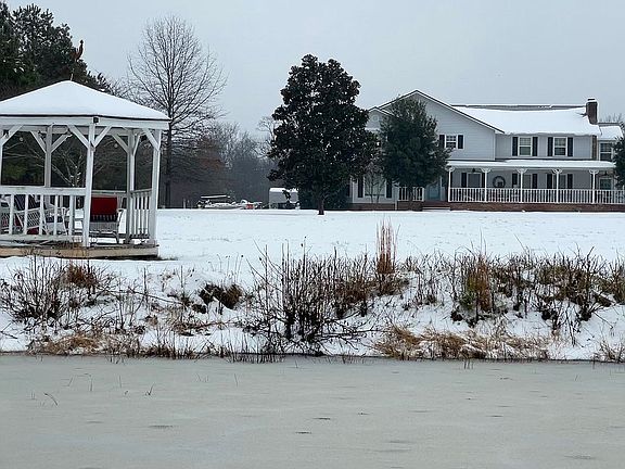 West view/pond/gazebo 