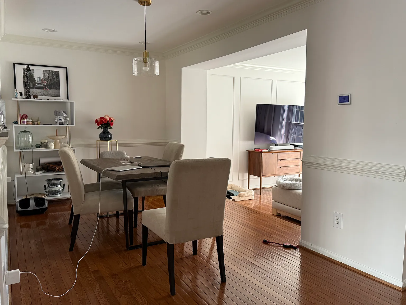 3 bed, 3.5 bath, 1900 sqft, $4,200 — Photo 3