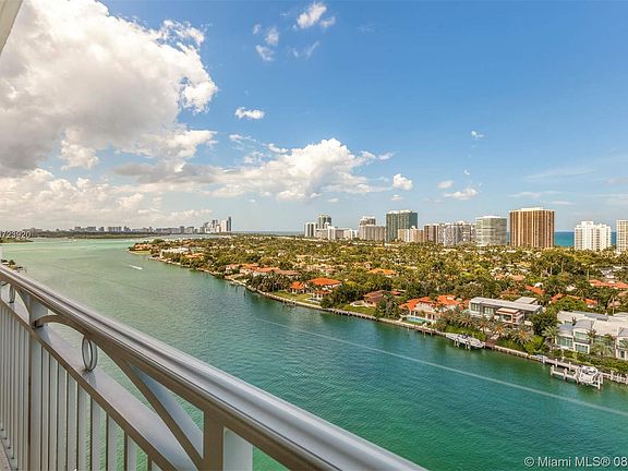 5th image of 9751 E Bay Harbor Dr #15B