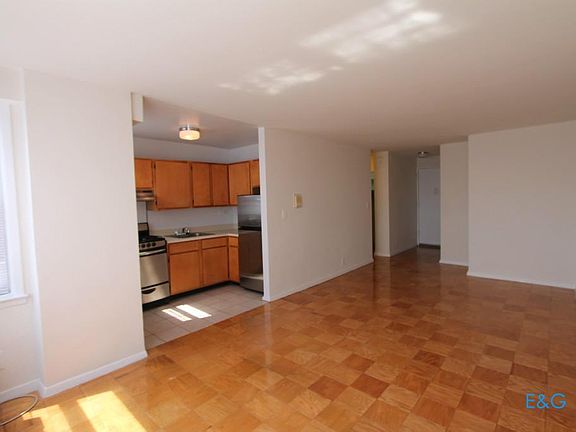 2nd image of 18311 Hillside Ave #2G