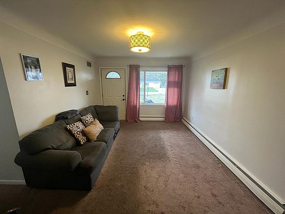 5th image of 21761 N Tuller Ct