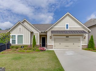 6996 River Rock Dr, Flowery Branch, GA 30542