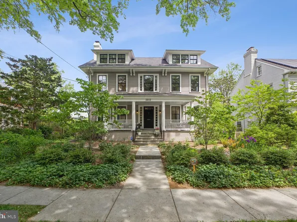 3813 Jocelyn St NW, Washington, DC 20015