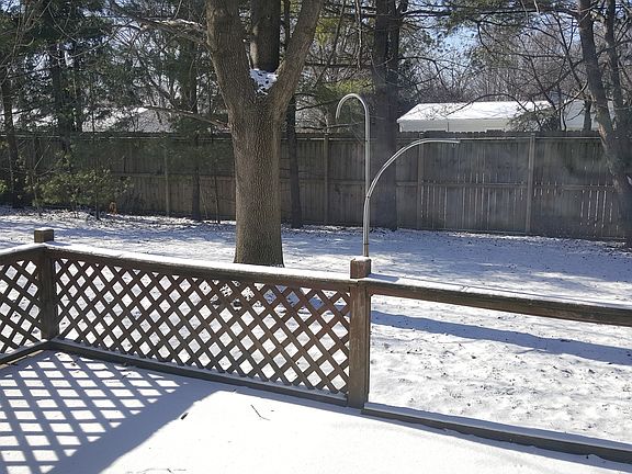 5th image of 6910 Latona Dr