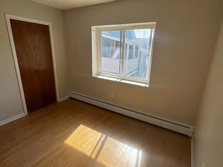 6 Lowell Ter #2 — Photo 18