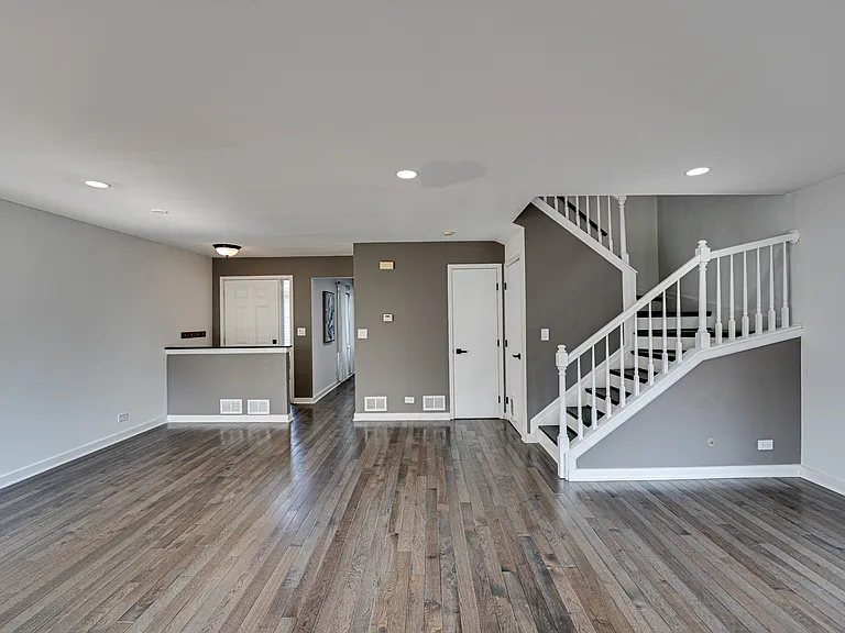 1633 Hilton Head Dr — Photo 6