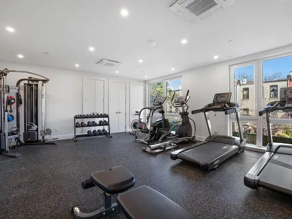 1173 Rogers Avenue image 10 of 10