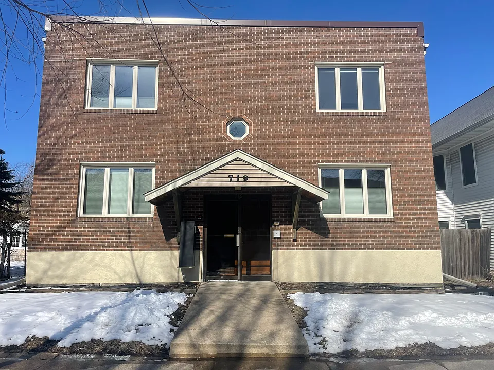 719 Hague Ave