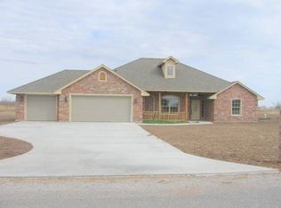 386 SW Deyo Landing Loop, Cache, OK 73527