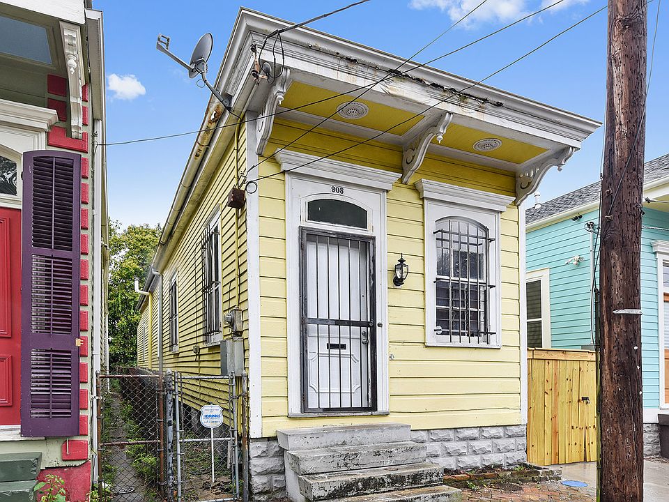 1st image of 908 Montegut St