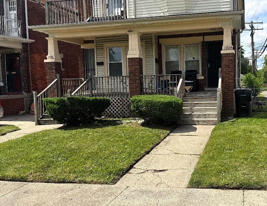 1926 Clements St