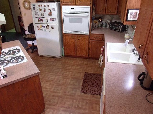 2nd image of 204 E Willow St