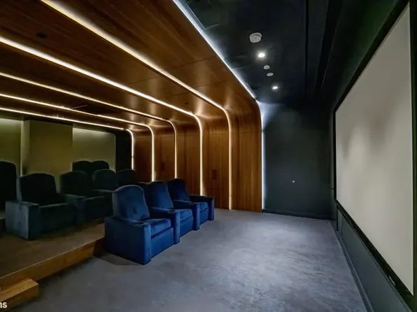 200 East 83rd Street image 21 of 29