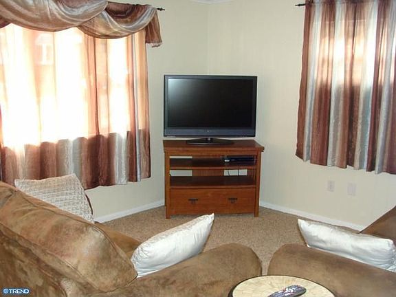 5th image of 107 Bruner Ave