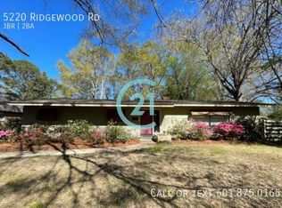 5220 Ridgewood Rd, Jackson, MS 39211