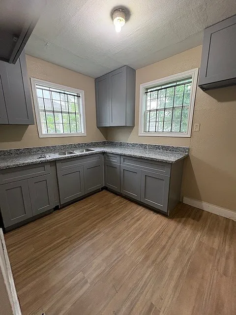 3107 Melbourne Street - 1 — Photo 2