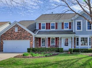 935 Ripple Brook Ln, Elgin, IL 60120