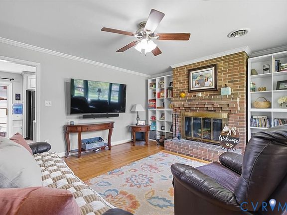3rd image of 22319 Oakley Dr