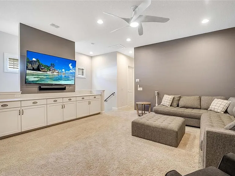 8449 Via Vittoria Way — Photo 16