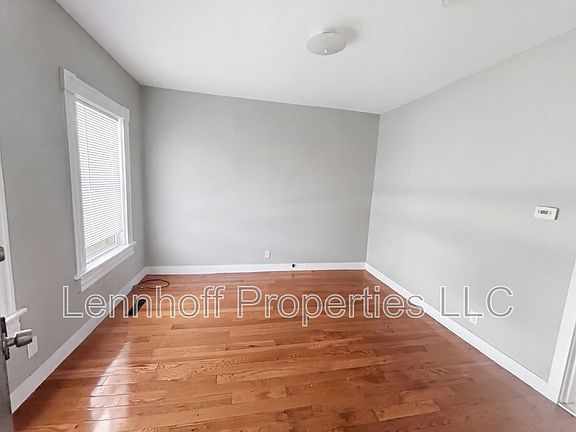 3rd image of 23 Hilton St APT 1
