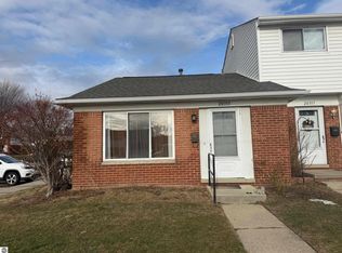 20355 Fifteen Mile Rd, Clinton Township, MI 48035