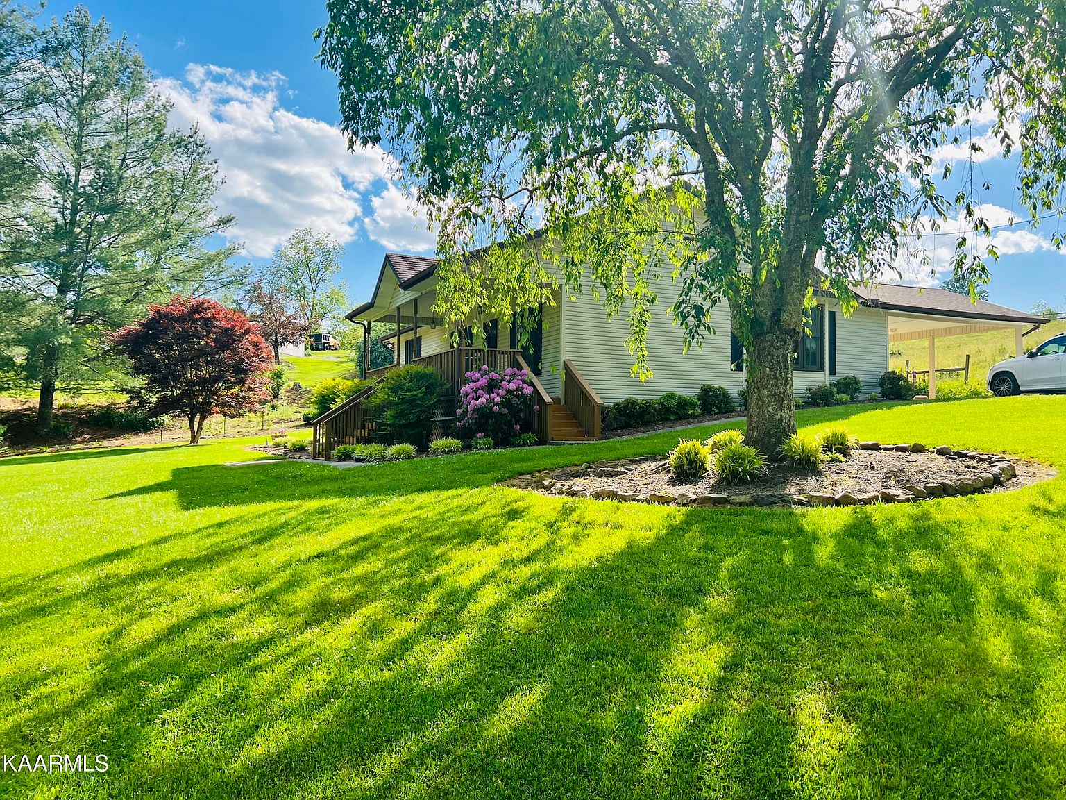 1708 Clouds Rd, New Tazewell, TN 37825 | Zillow