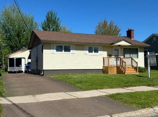 175 2nd Ave, Moncton, NB E1C7Y5