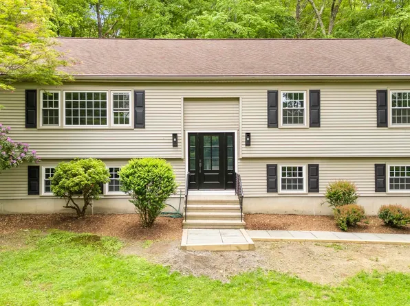 23 Aunt Pattys Lane West, Bethel, CT 06801