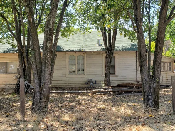 219 Powell Avenue, Healdsburg, CA 95448