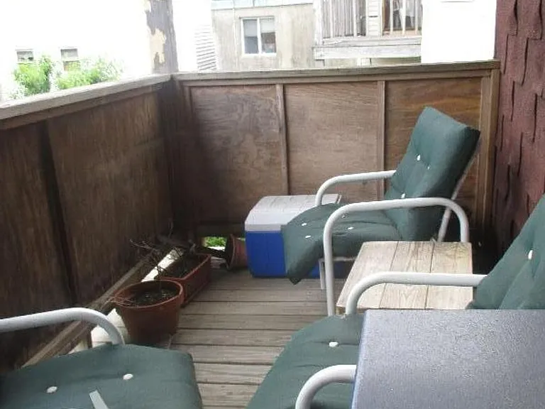 189-191 Lowell St #2 — Photo 14