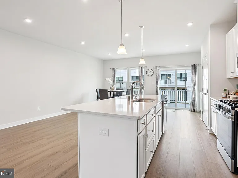 47 Rosemary Way — Photo 19