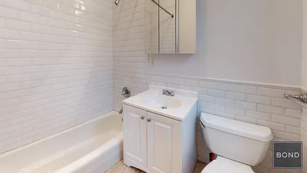 Rented by Bond New York