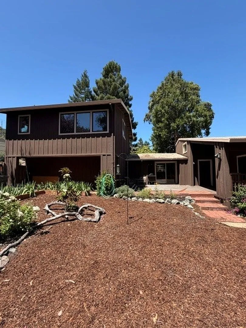 Emerald Hills Retreat, 4BR/3BA + Private ADU on Expansive Grounds — Photo 4
