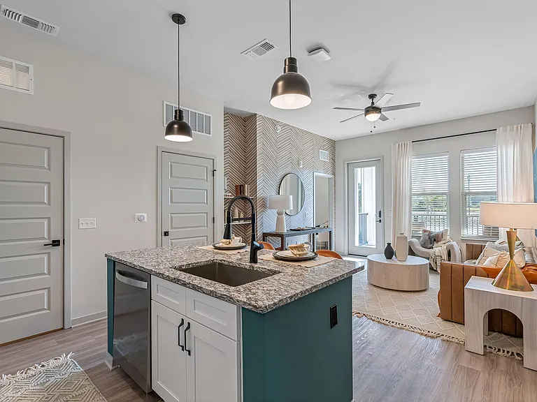Cortland Riverview — Photo 6