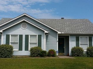 1009 Brisbane Ln SE, Huntsville, AL 35803