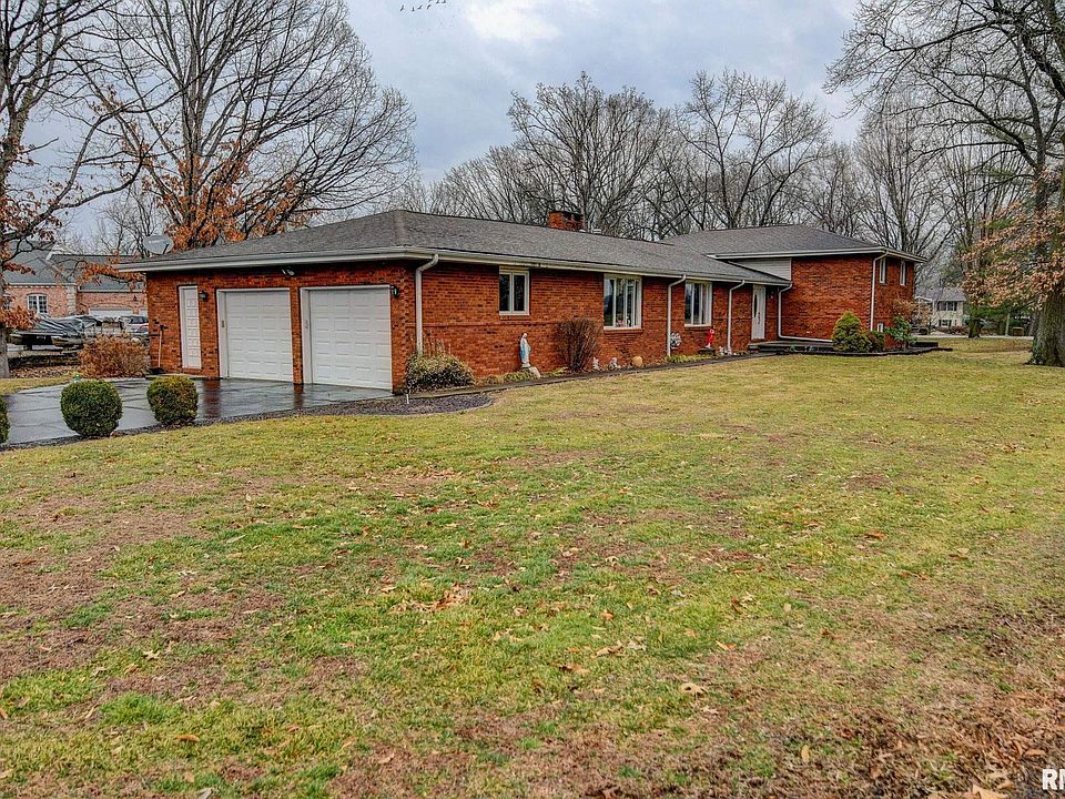 9 Buena Vista Ct, Taylorville, IL 62568 MLS CA1020759 Zillow