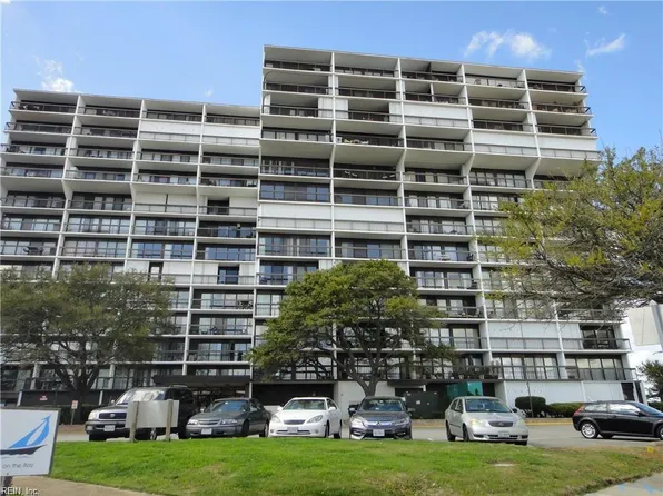 3558 Shore Dr APT 305, Virginia Beach, VA 23455