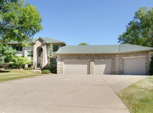 17021 Barium St NW, Andover, MN 55304