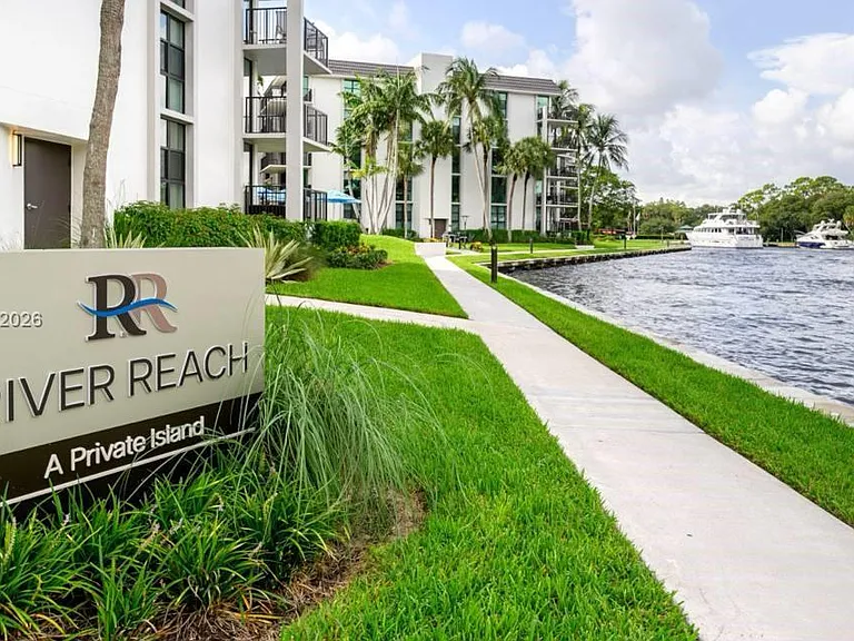 900 River Reach Dr #404 — Photo 32