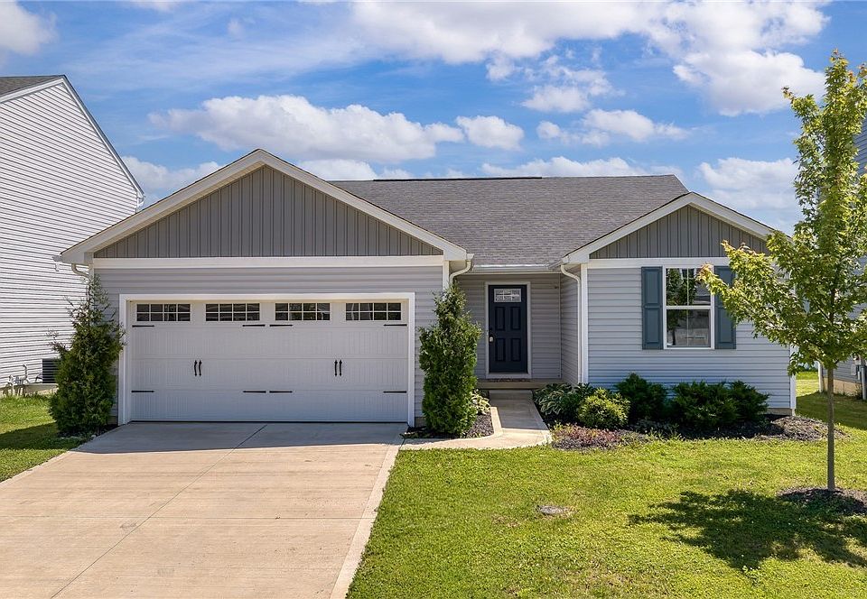 1st image of 140 Wild Flower Dr