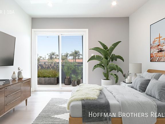 5th image of 6350 Willoughby Ave #6