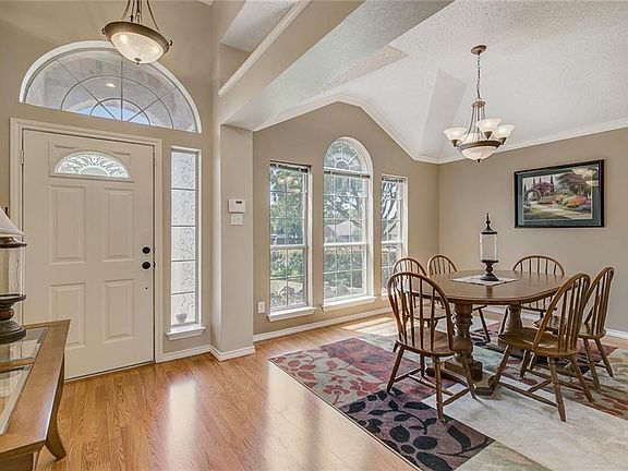 5th image of 4703 Aramis Dr