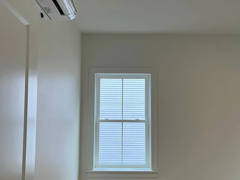 386 Saint John St — Photo 14