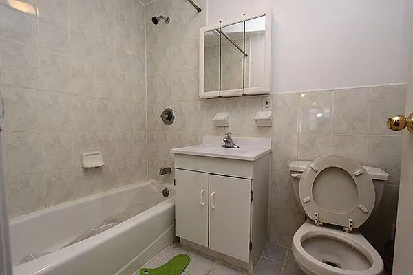 Rented by J Misrahi Realty Corp | media 19