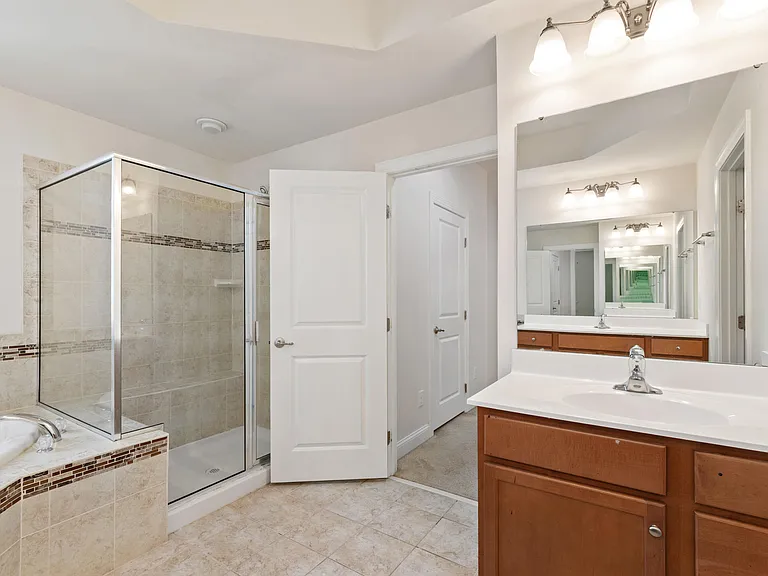 2707 Abruzzo Dr — Photo 32