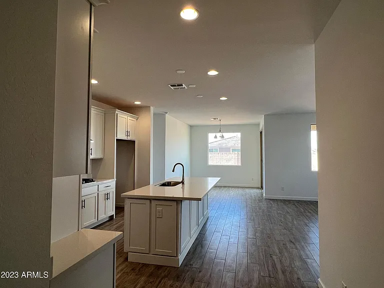 9844 E Satellite Dr — Photo 4