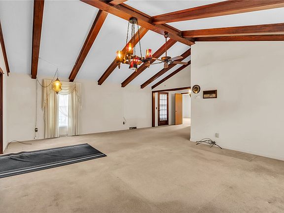 4th image of 491 City Lake Rd