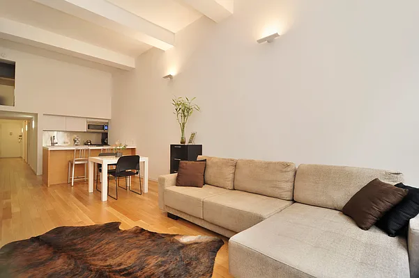 Rented by Corcoran | media 21